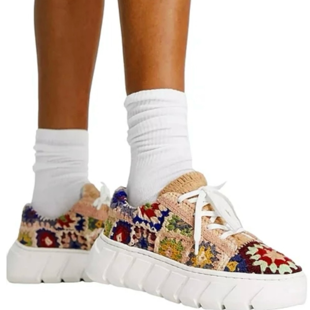Free People Catch Me if You Can Crochet Platform Sneakers Size 38  Women’s 7.5